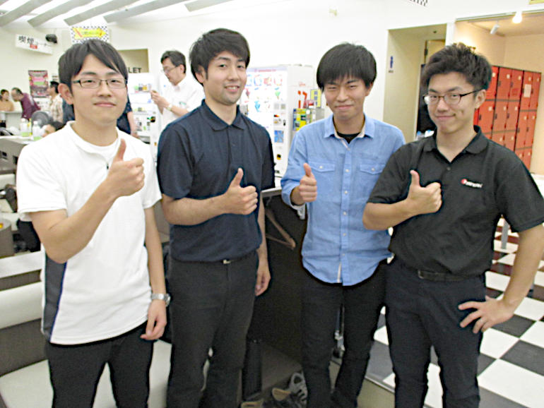 ④Bチーム（左から）長島君、館下君、後藤君、須山主任